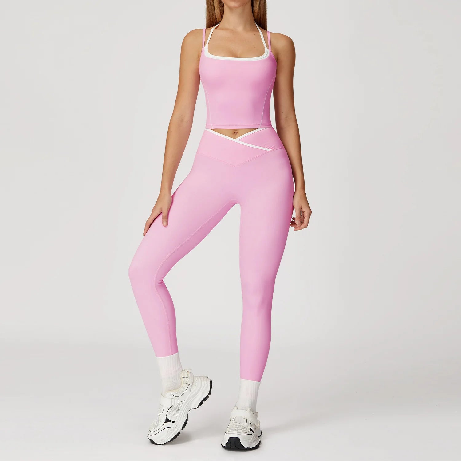 Fitness Set Cropped Top and V-Waist Yoga Pants