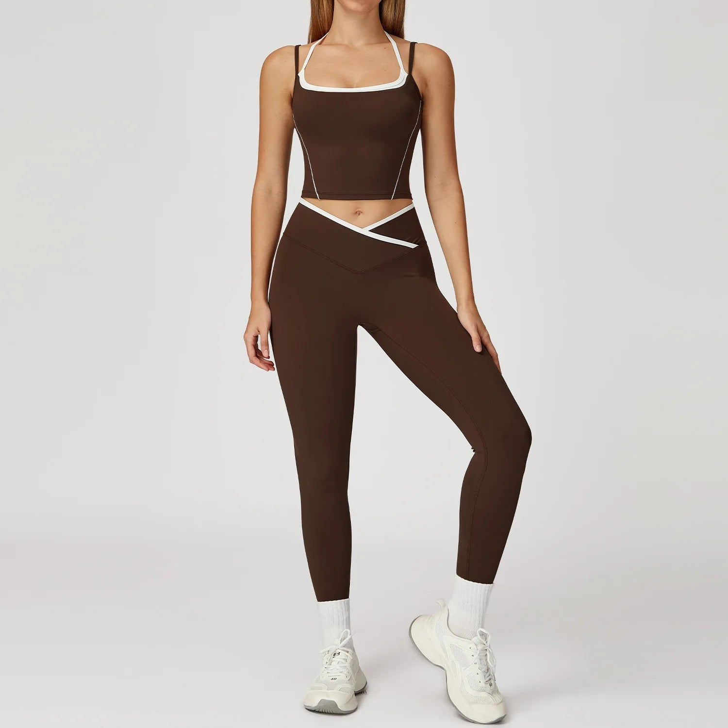 Fitness Set Cropped Top and V-Waist Yoga Pants